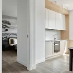 Flatbook-City Center Prestige Residences Rivus With Gym & Sauna
